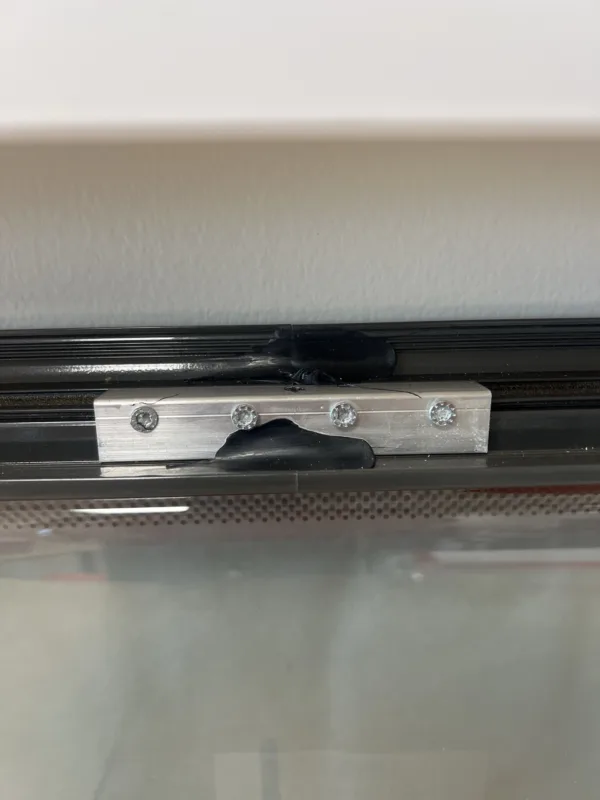 Dethleffs Vindu med ramme 1200x300 mm ( art nr 2827313)
